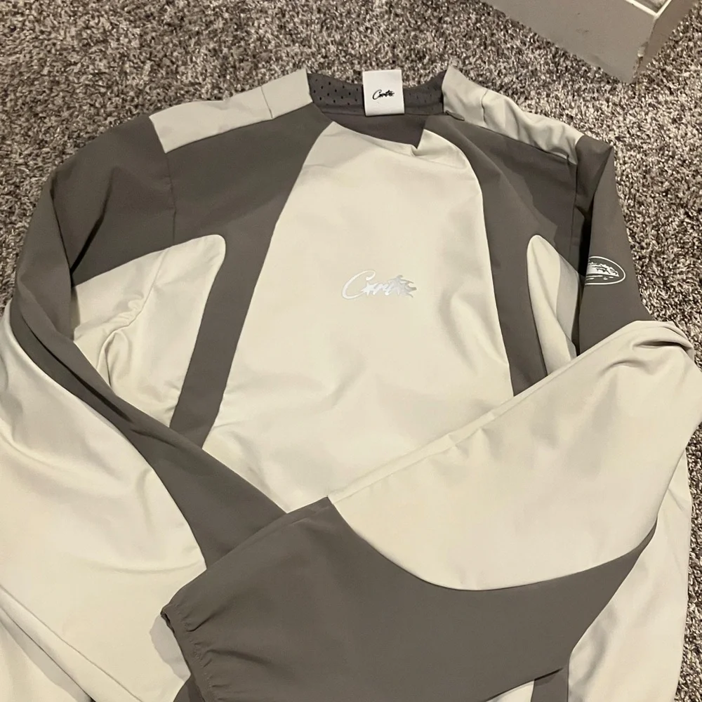 Nike x Corteiz Mid Layer Pullover
Flat pewter gray - Picture 8 of 8